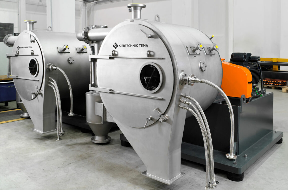 SHS pusher centrifuge for lithium hydroxide monohydrate in the factory hall in Mülheim, closed