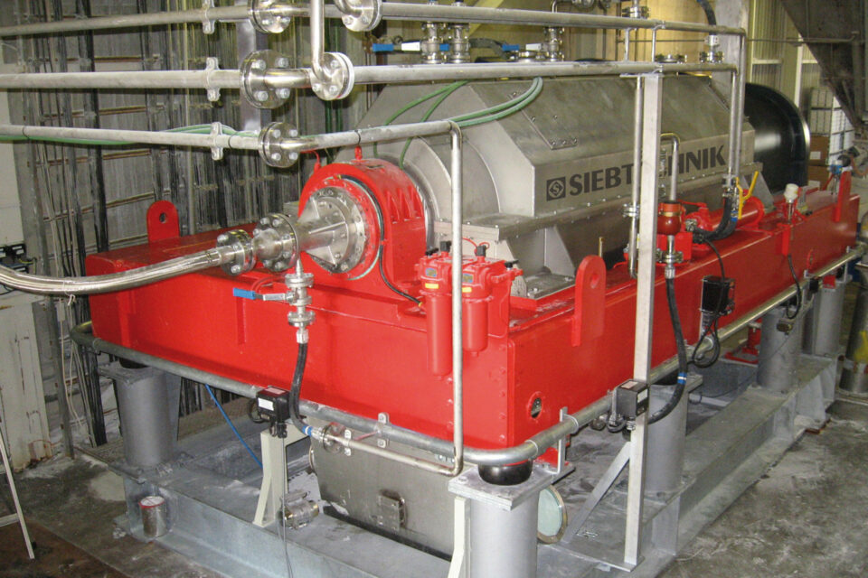Decanter DZ 8E in a system for PVC
