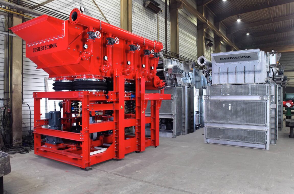 Oscillating jig SK 16-33 for ore & oscillating jig SK 16-25 (galvanized) for gravel