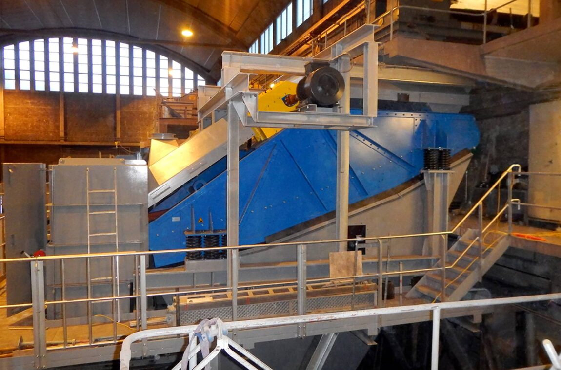 Banana screening machine BHG 24-60-I WS on site