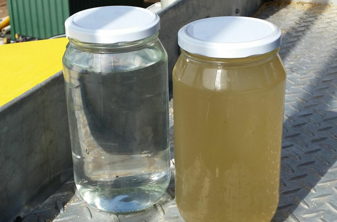 Continuously Washing Up Flow Sand Filter, feed and the filtrate