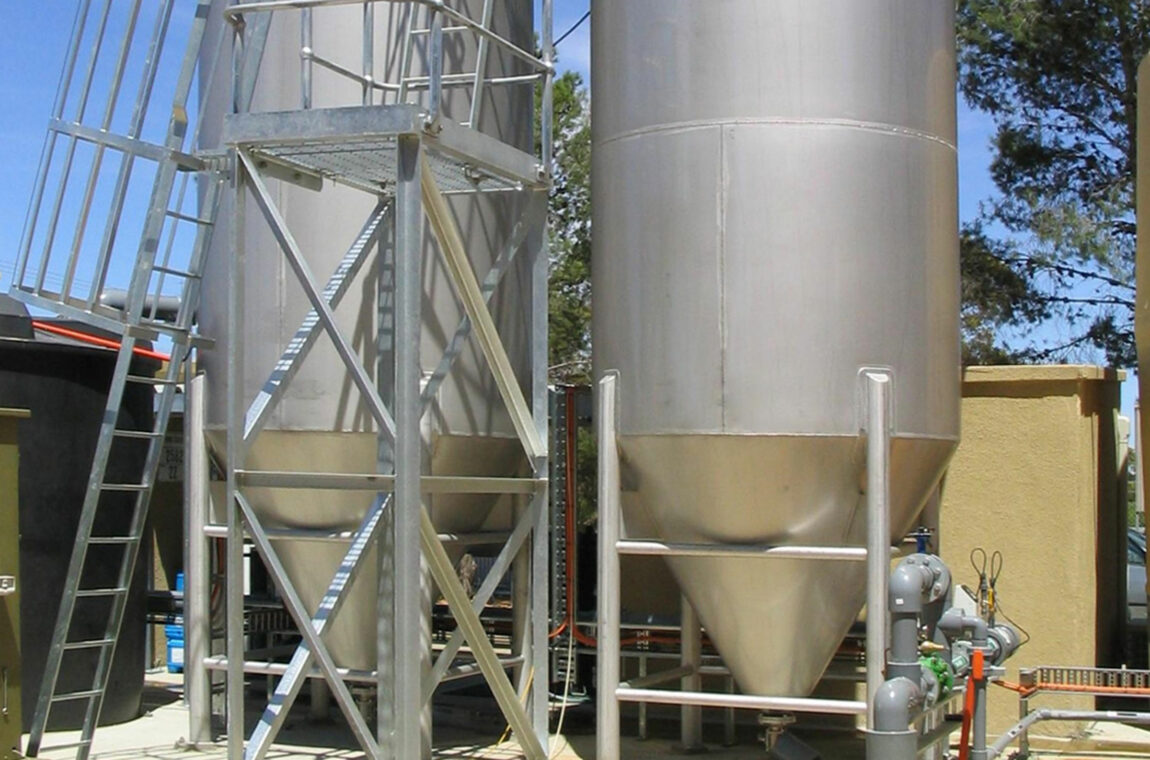 Continuously Washing Up Flow Sand Filter DST30 on site